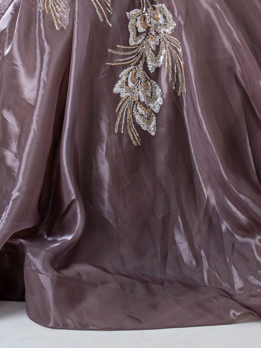 Mauve embellished gown, skirt embroidery close-up